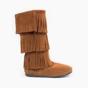 REAL Minnetonka NEVER WORN Moccasin Fringe Boots
